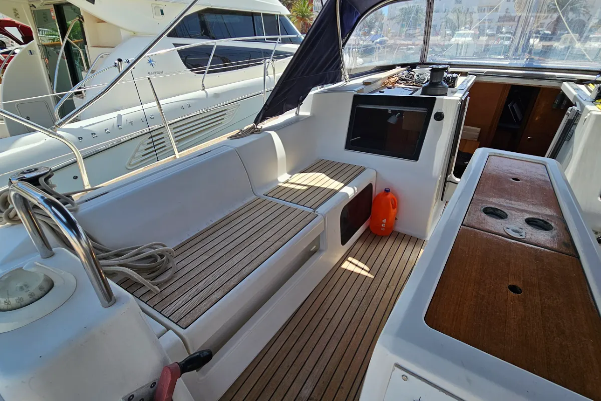 Dufour 460 Grand Large 9