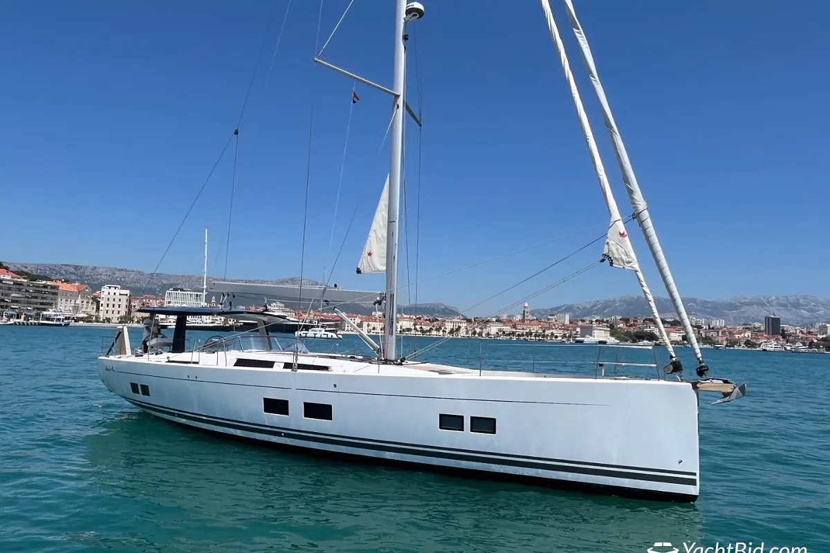 Hanse 588: NO RESERVE 9