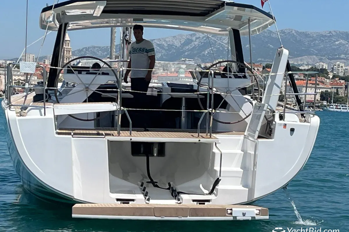 Hanse 588: NO RESERVE 20