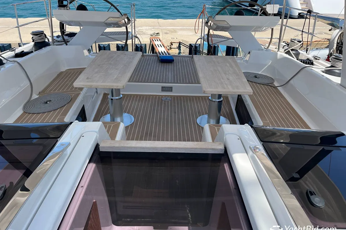 Hanse 588: NO RESERVE 33
