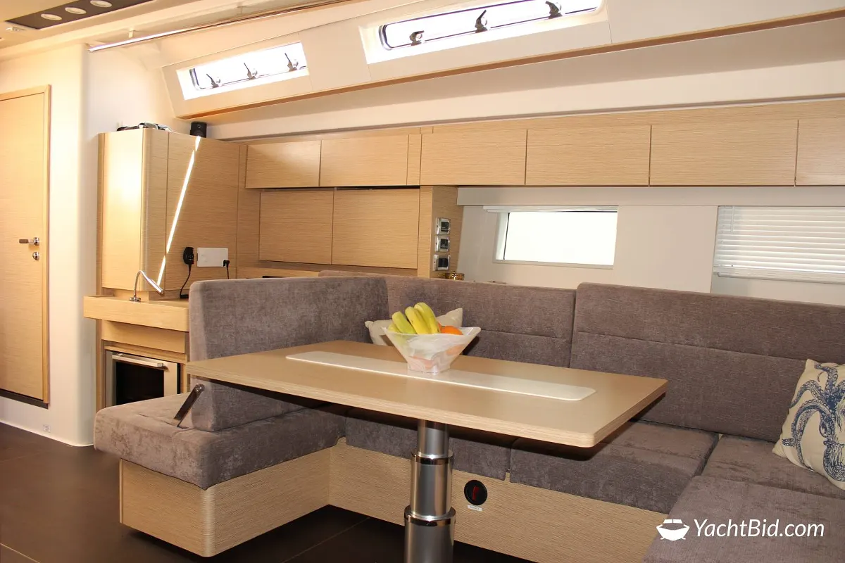 Hanse 588: NO RESERVE 52