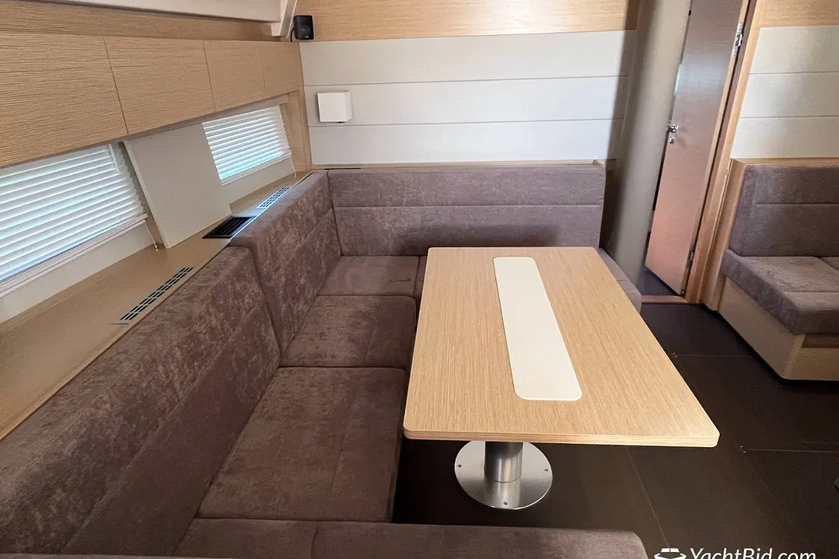 Hanse 588: NO RESERVE 54