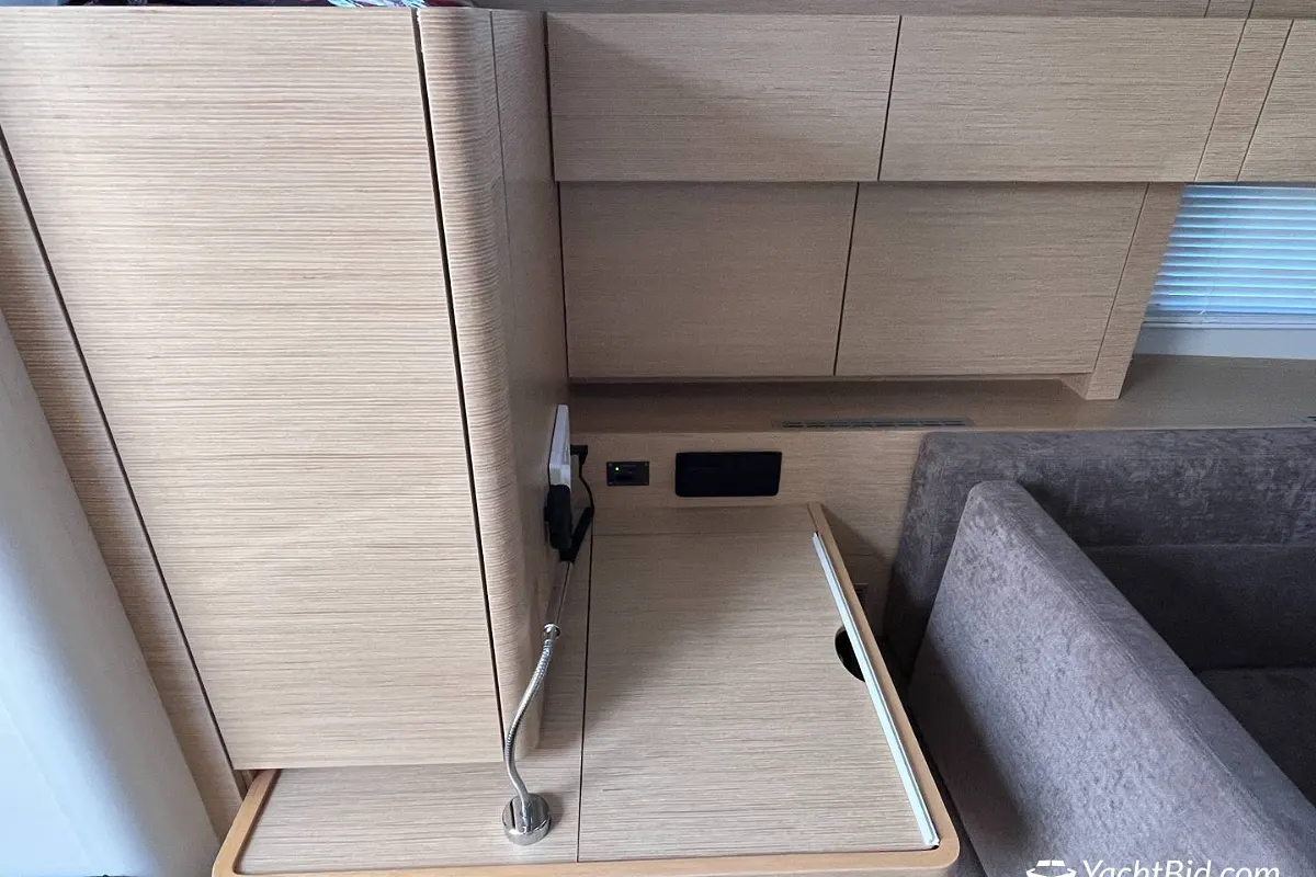 Hanse 588: NO RESERVE 60