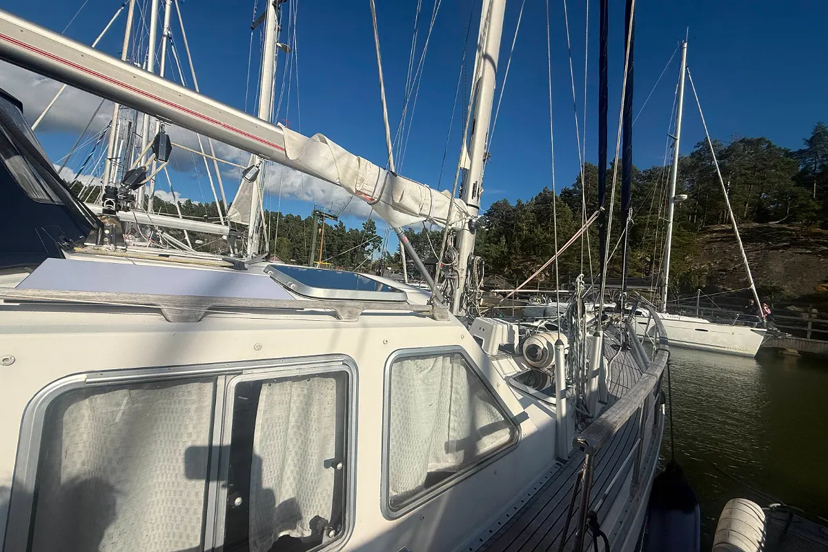 Nauticat 40 10