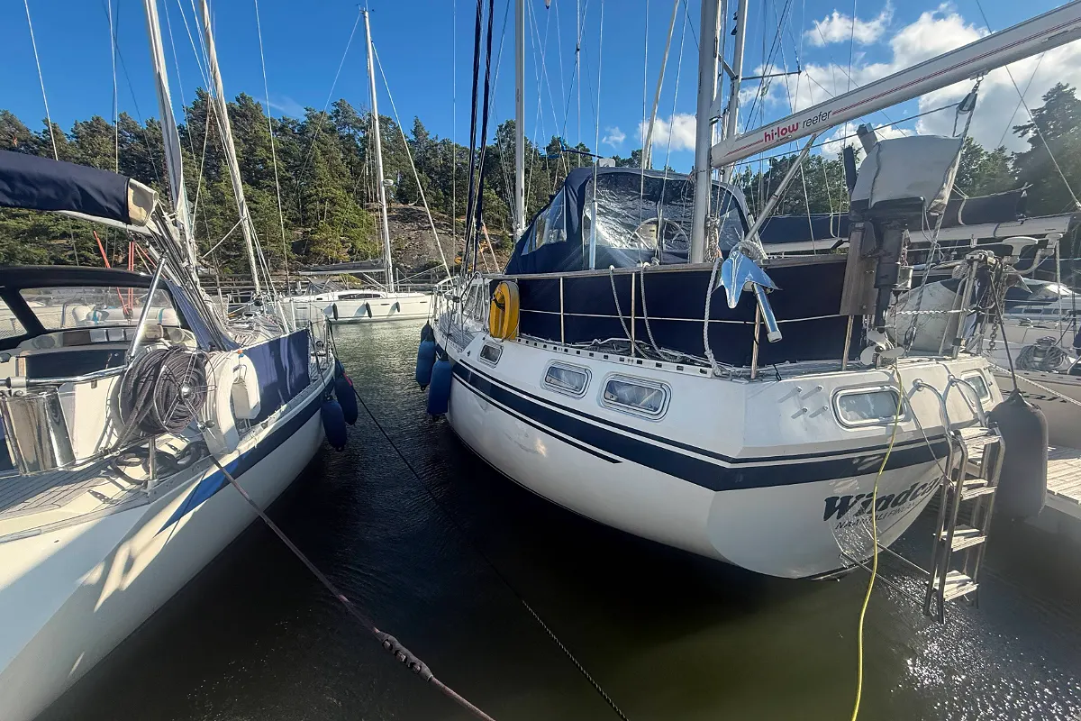 Nauticat 40 13