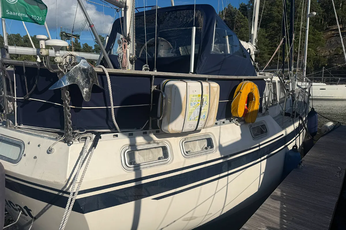 Nauticat 40 16