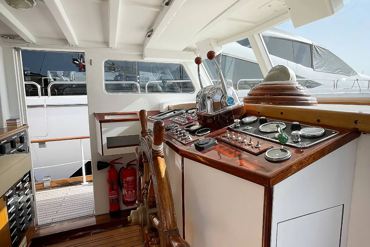 Classic Motor Yacht Philmarbe 89