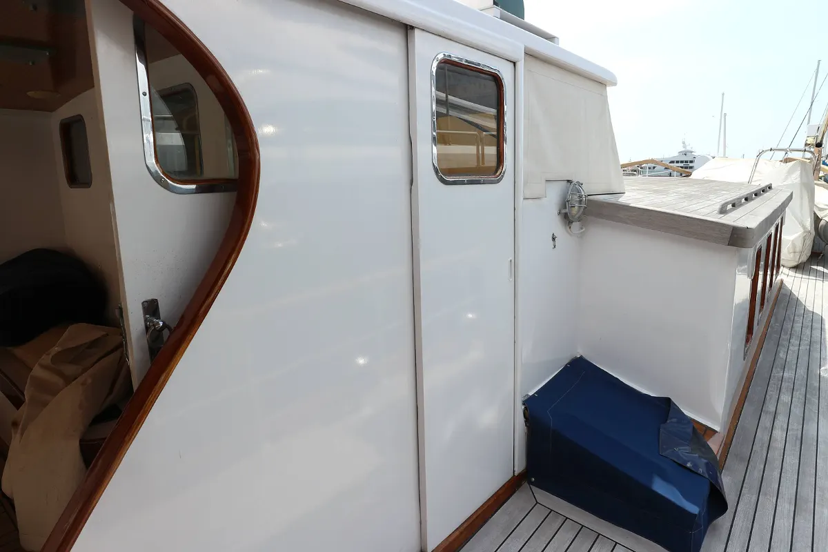 Classic Motor Yacht Philmarbe 25