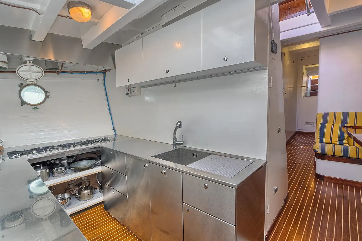 Classic Motor Yacht Philmarbe 90
