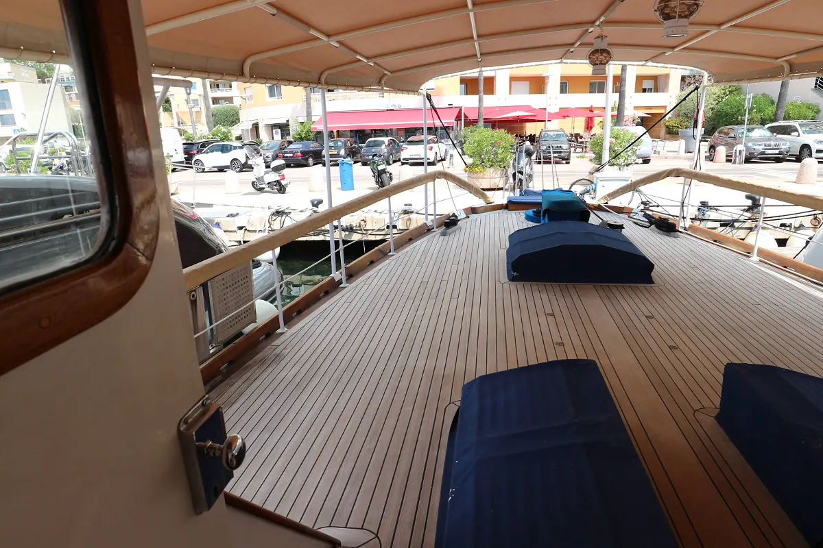 Classic Motor Yacht Philmarbe 9