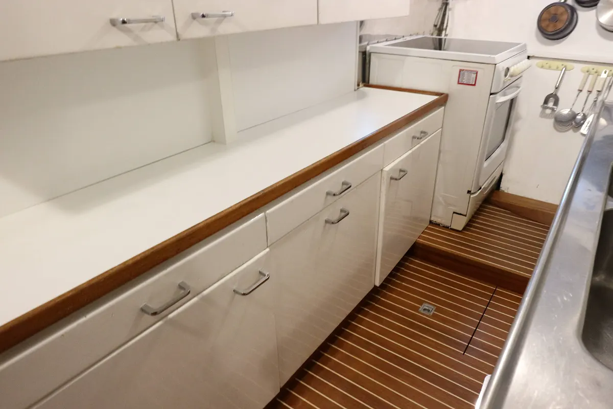 Classic Motor Yacht Philmarbe 83