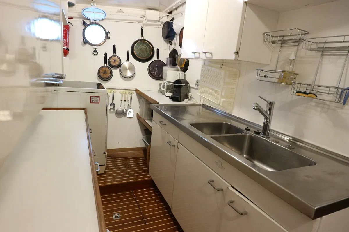 Classic Motor Yacht Philmarbe 84