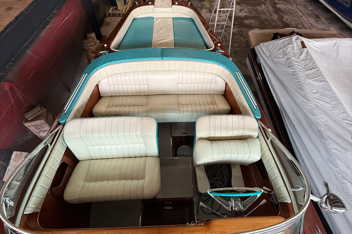 Riva Aquarama 220 46