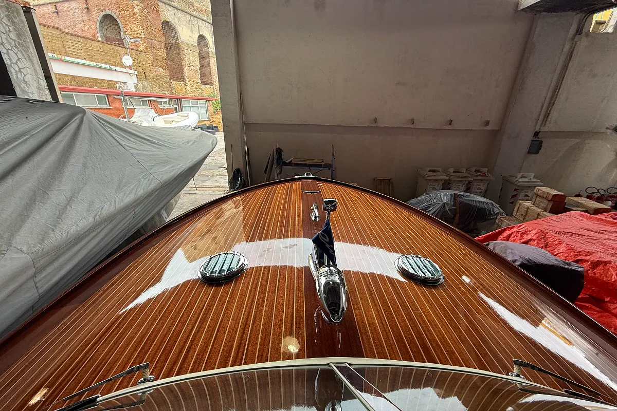 Riva Aquarama 220 26
