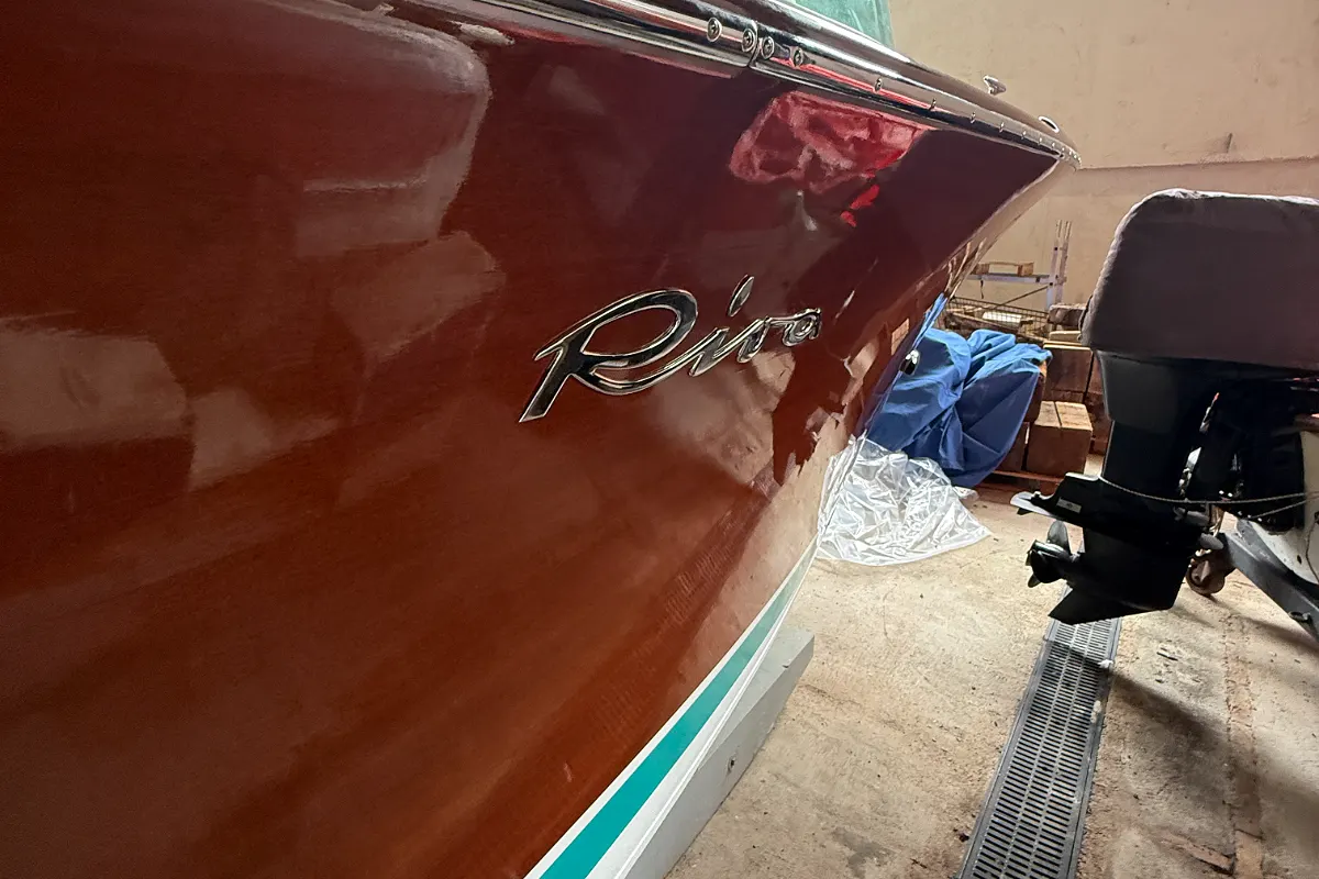 Riva Aquarama 220 81