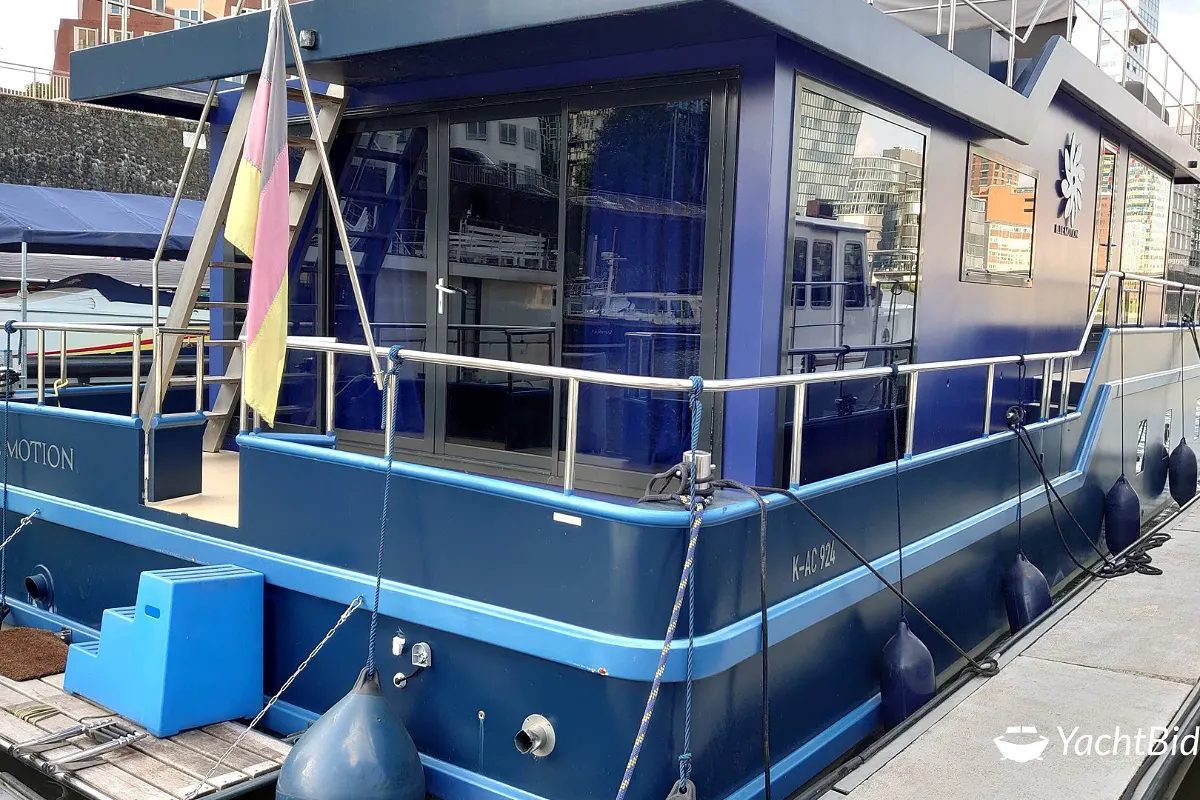 Cruising Home Traveller XL Blue Motion 4
