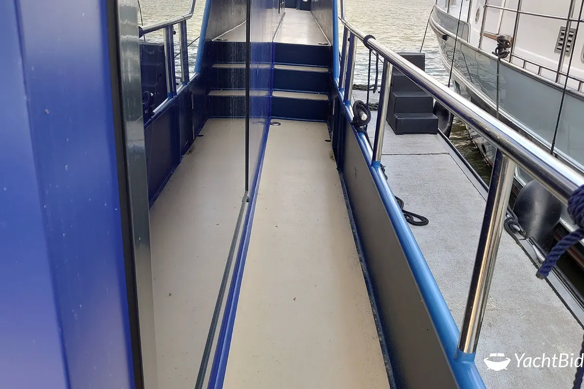 Cruising Home Traveller XL Blue Motion 9