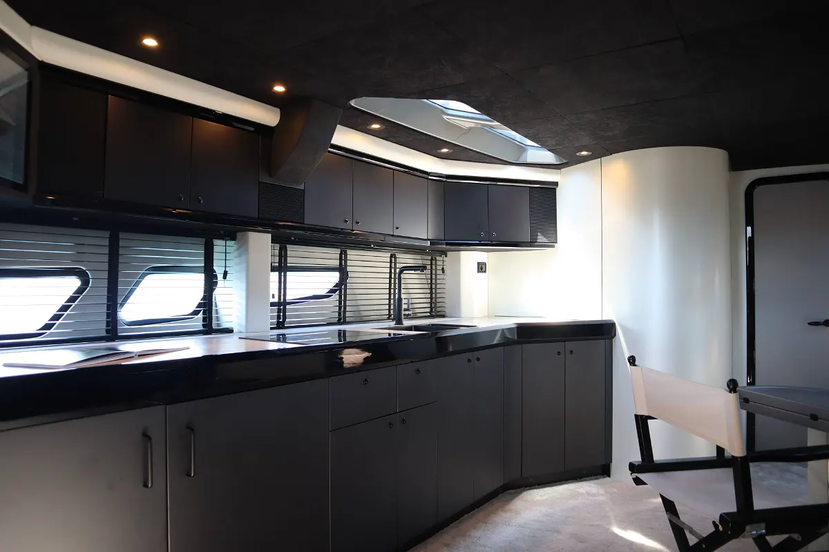 Sunseeker Predator 56 48