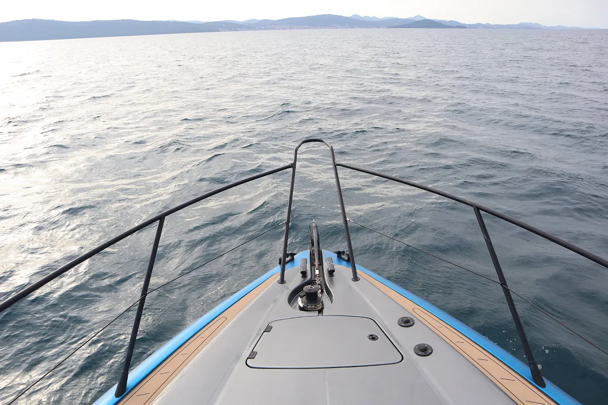 Sunseeker Predator 56 25