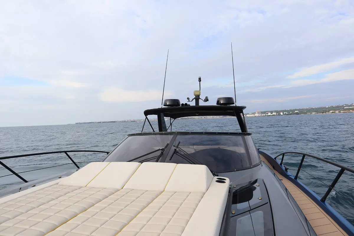 Sunseeker Predator 56 29