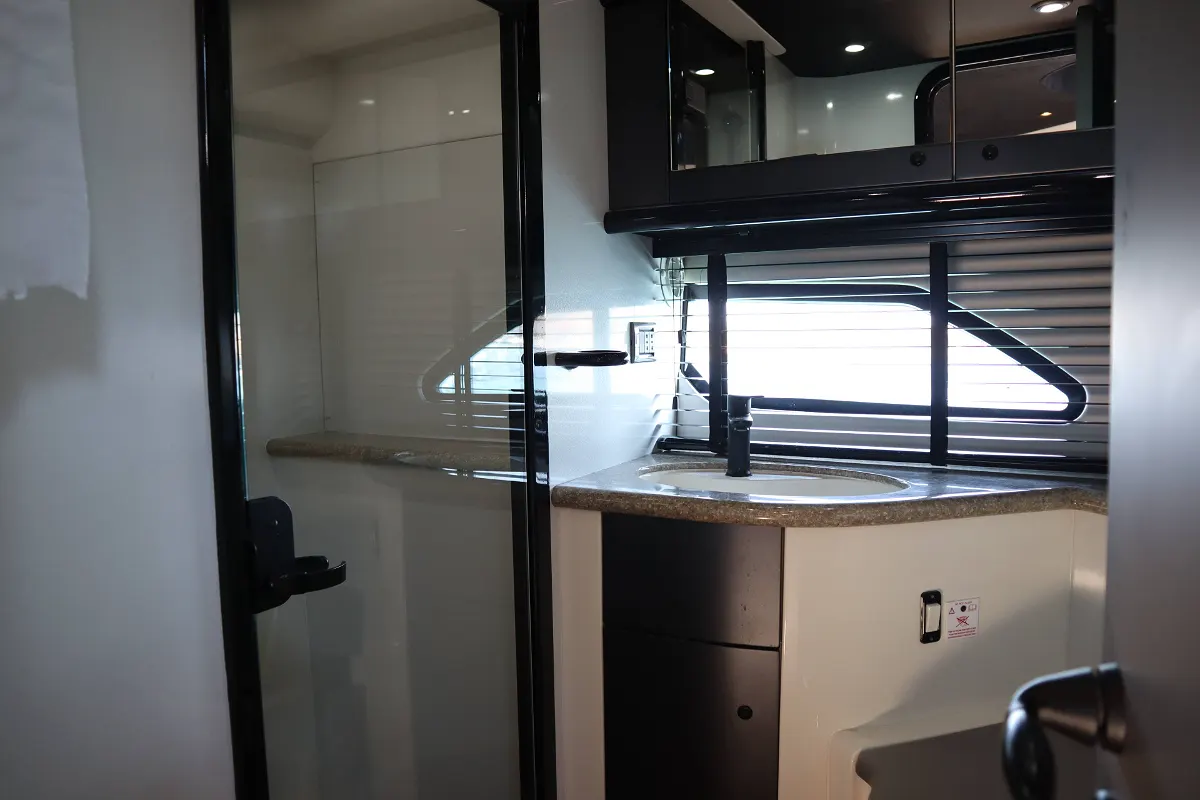 Sunseeker Predator 56 65