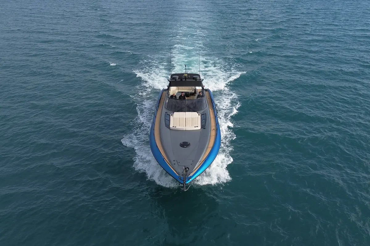 Sunseeker Predator 56 16