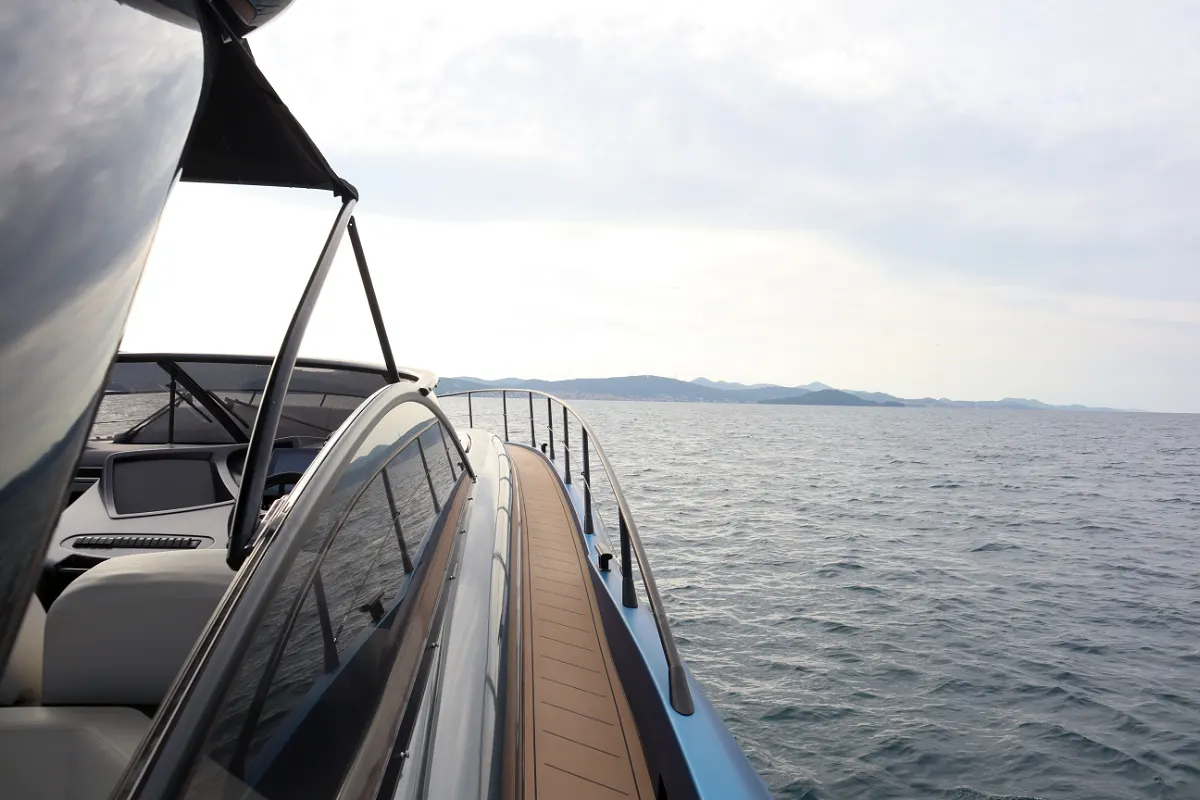 Sunseeker Predator 56 26