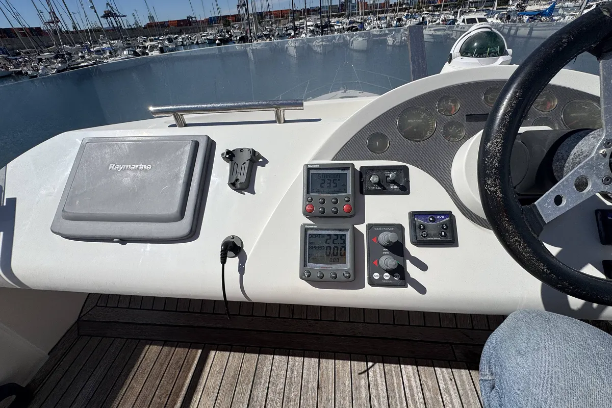 Fairline Phantom 50 42
