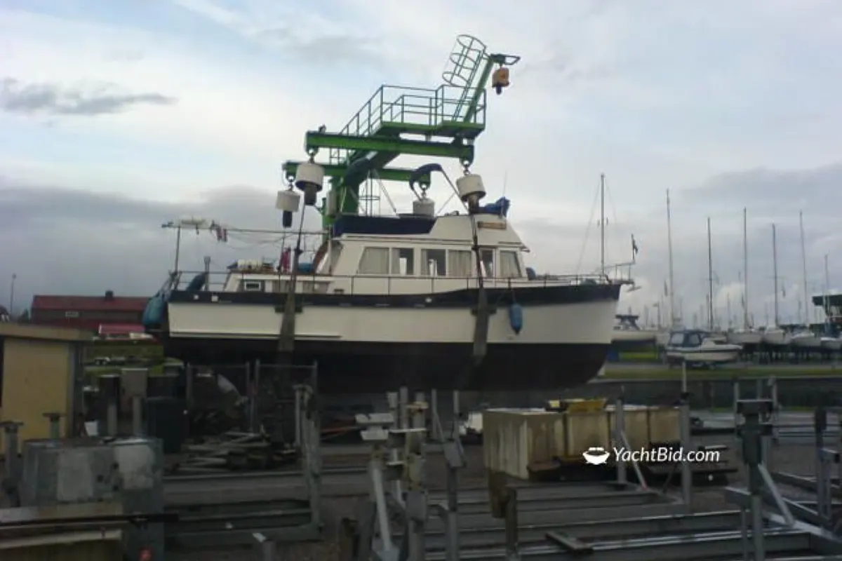 Grand Banks 42 5