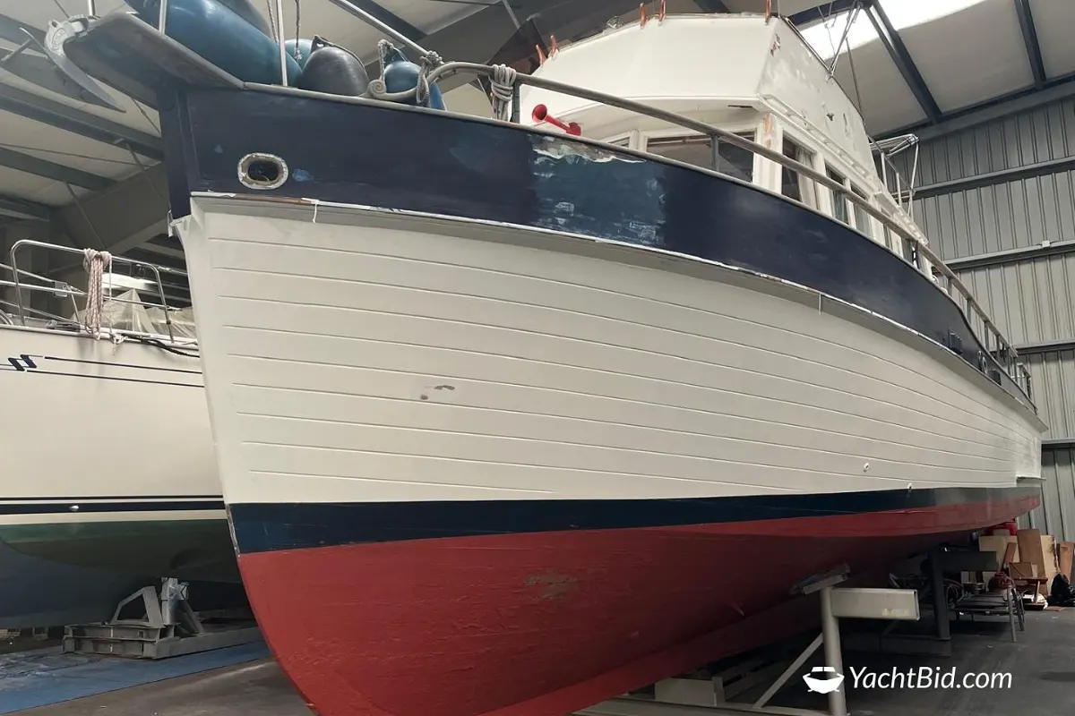 Grand Banks 42 9