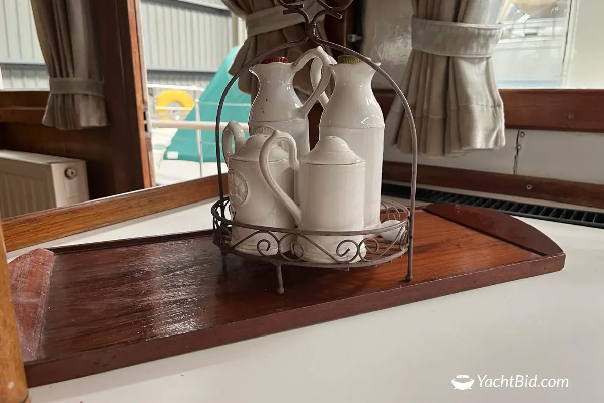 Grand Banks 42 44
