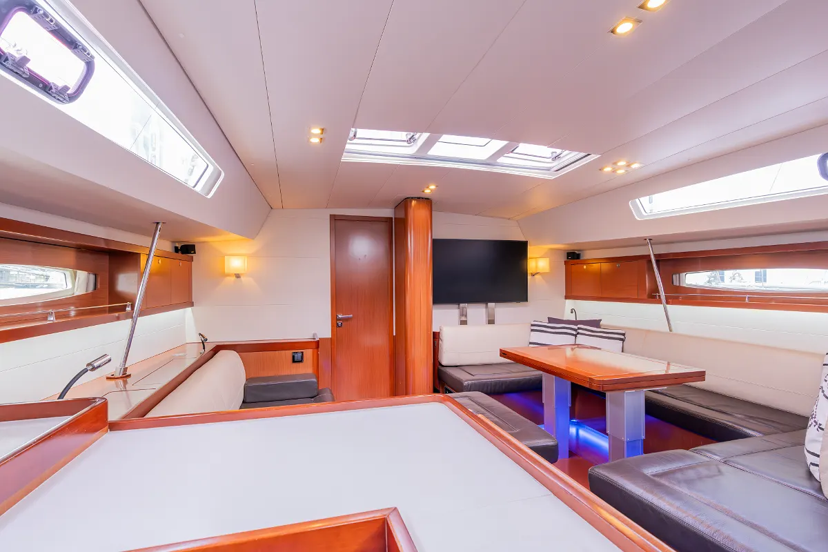 Beneteau Oceanis 58 53