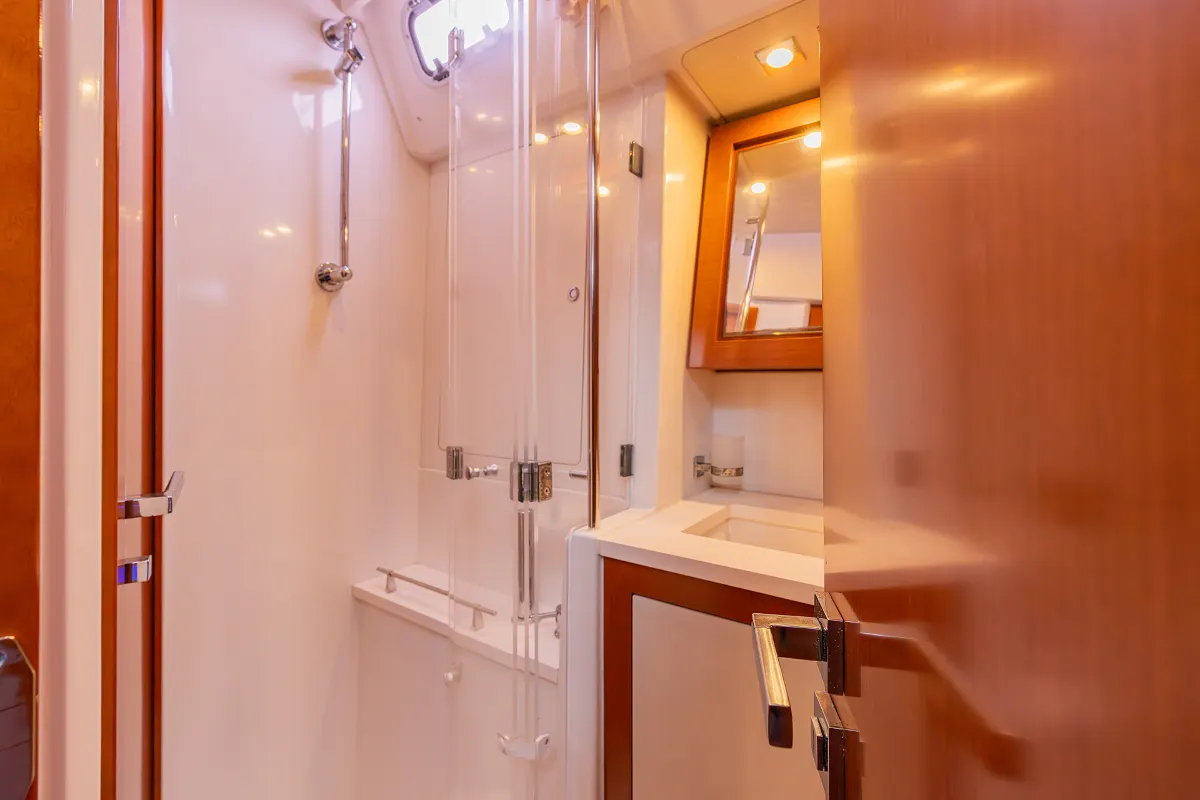 Beneteau Oceanis 58 63