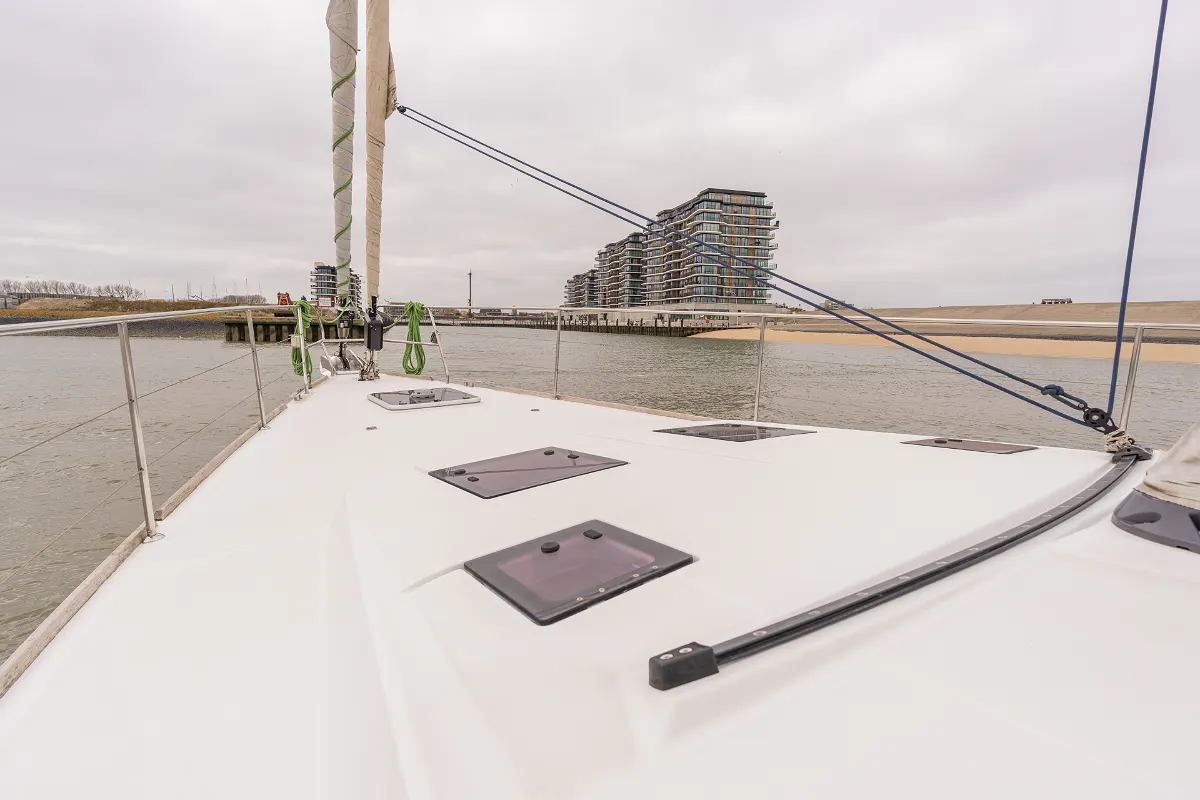 Beneteau Oceanis 58 19