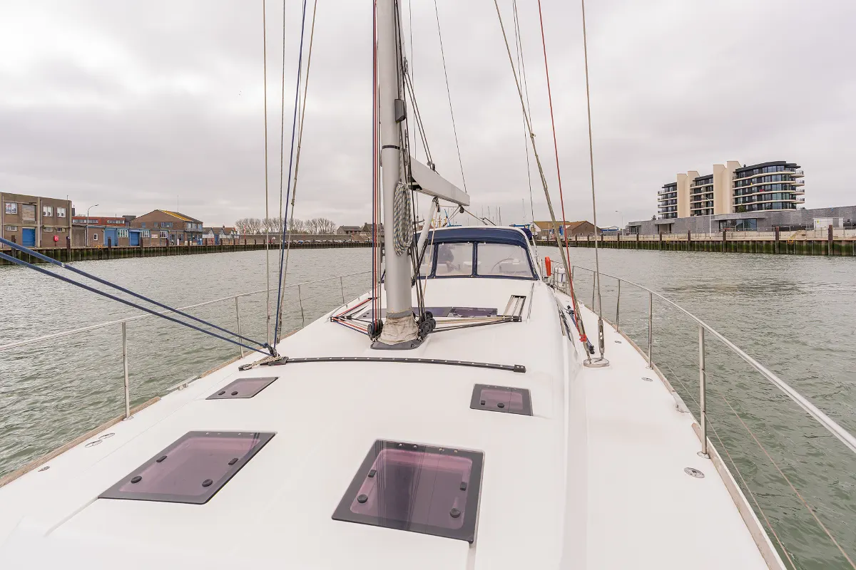 Beneteau Oceanis 58 39
