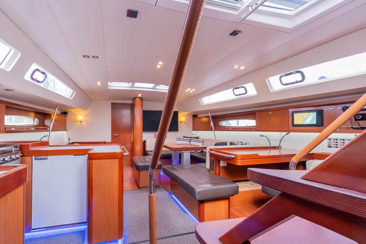 Beneteau Oceanis 58 66