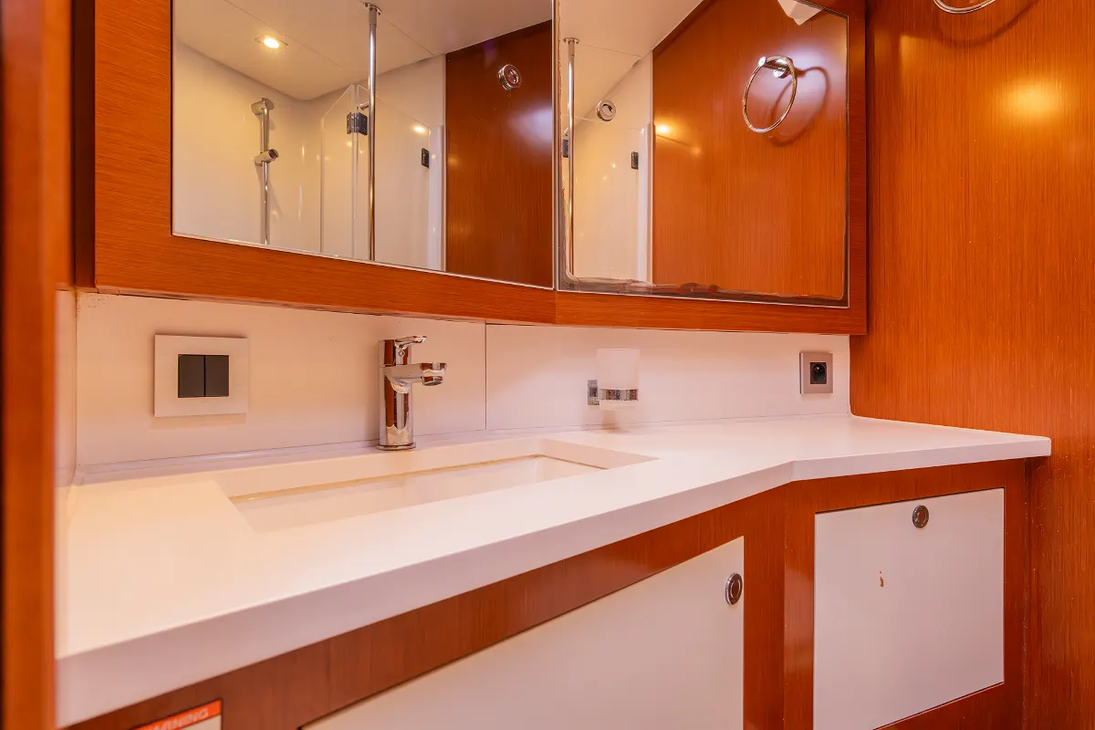 Beneteau Oceanis 58 79