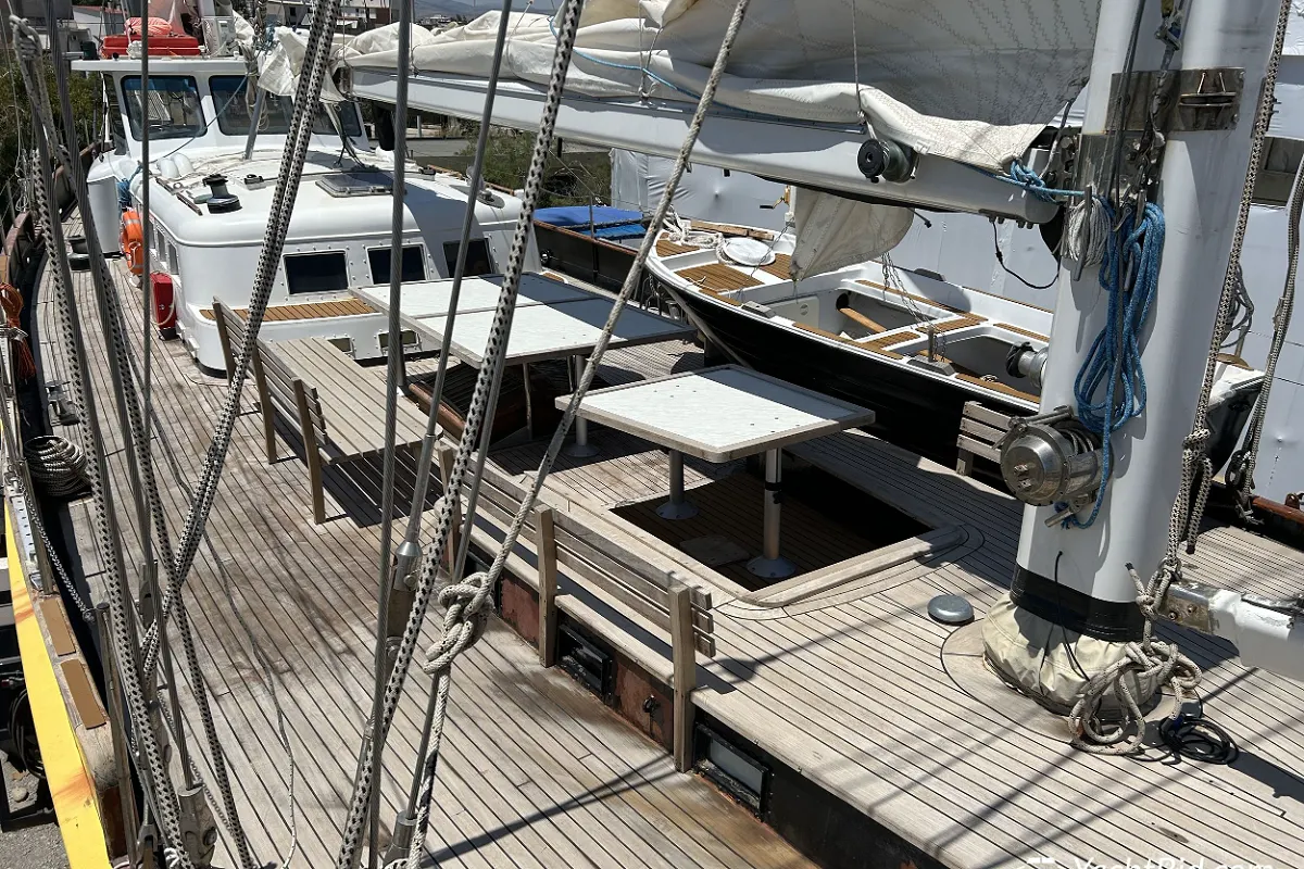 Beliard Crighton 30m 15