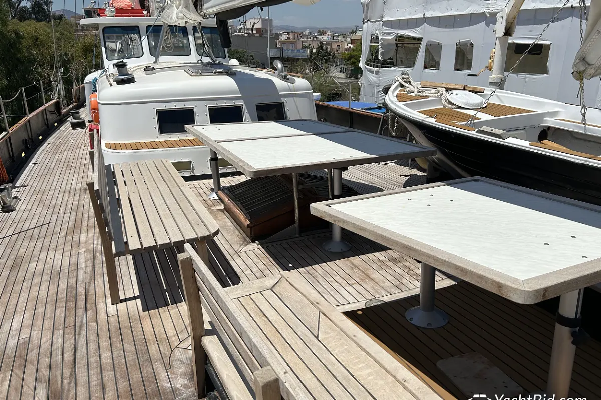 Beliard Crighton 30m 16