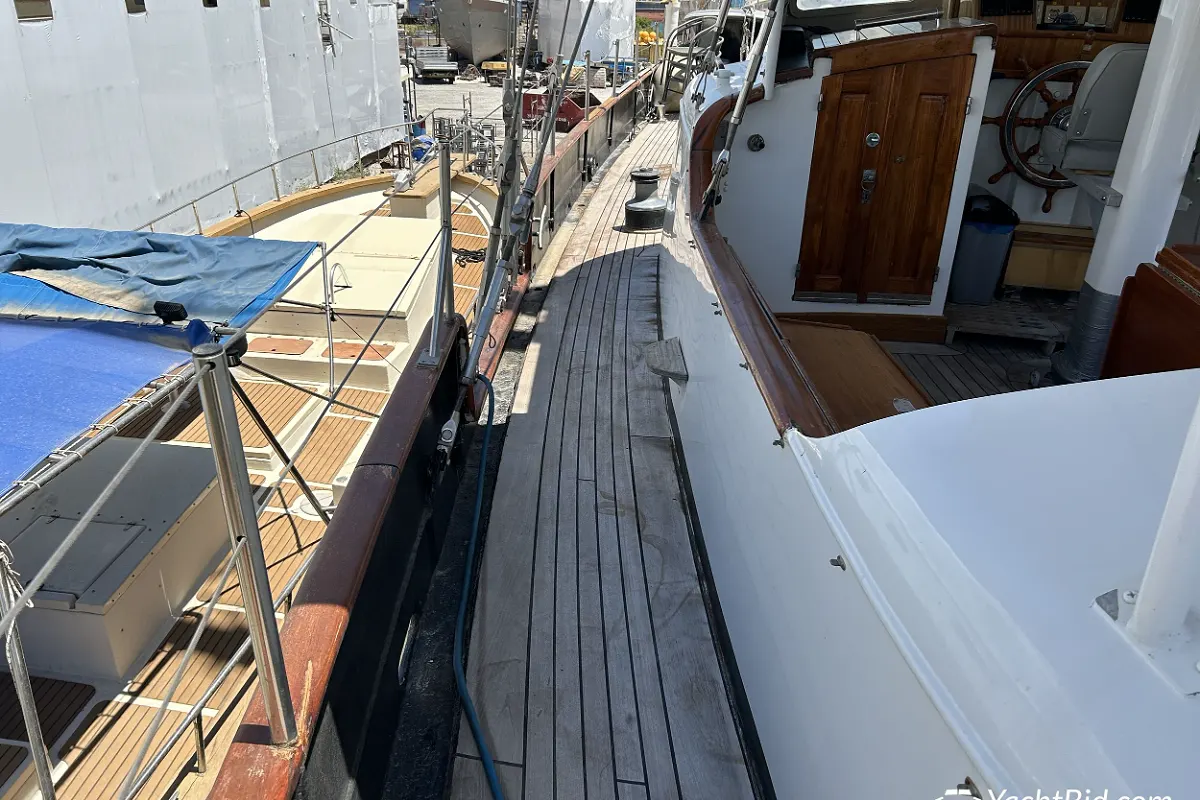 Beliard Crighton 30m 30