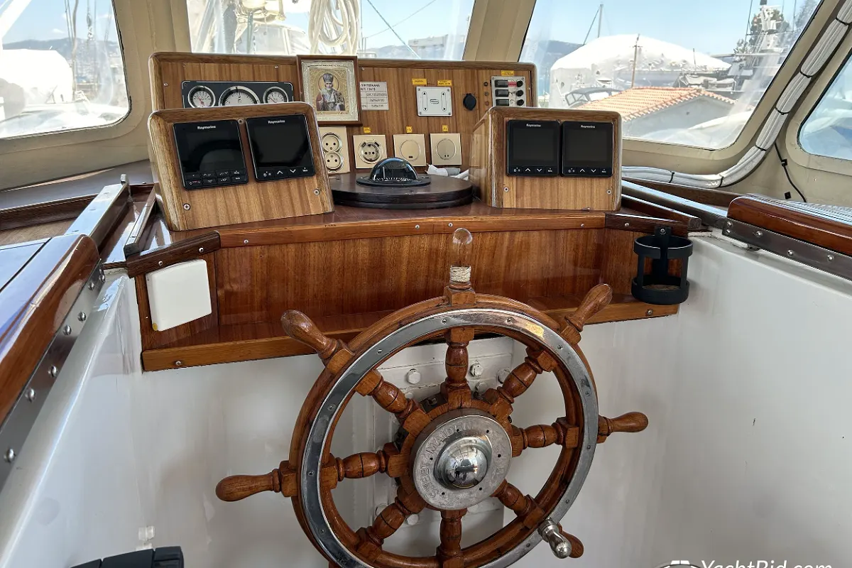 Beliard Crighton 30m 33