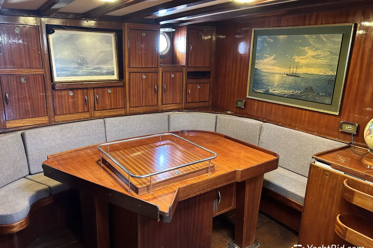 Beliard Crighton 30m 56