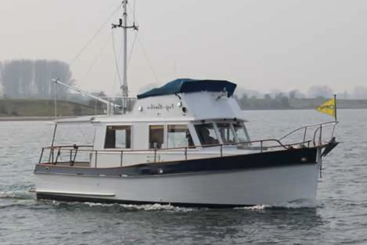 Grand Banks 32