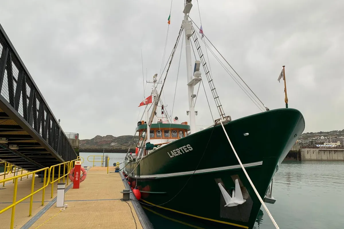 Dutch Trawler Yacht 6