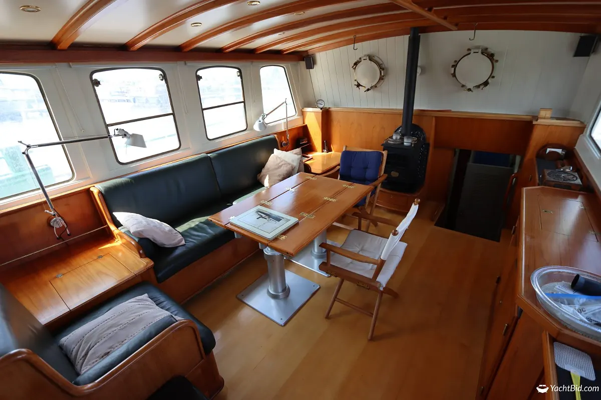 Dutch Trawler Yacht 57