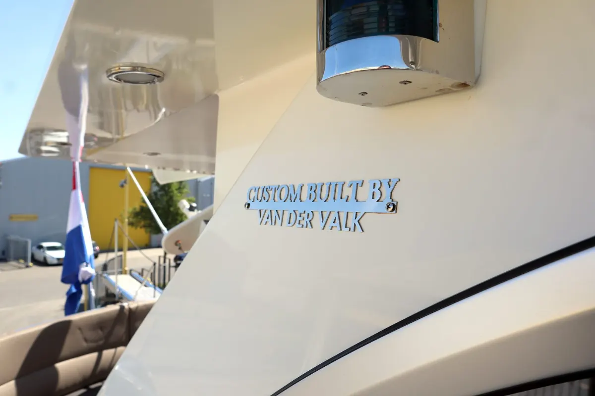 Van der Valk Continental 15.50 21