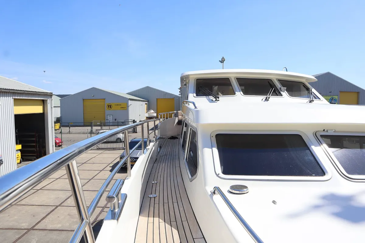 Van der Valk Continental 15.50 32