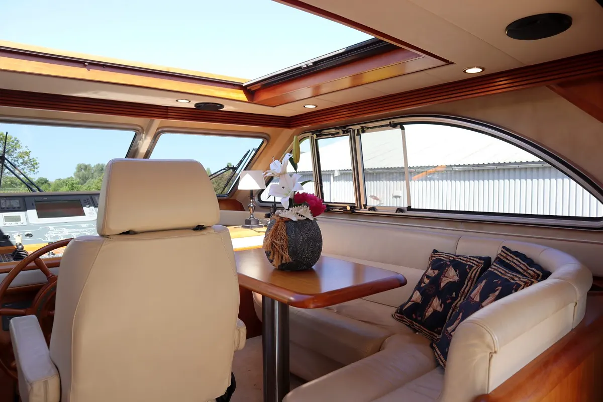 Van der Valk Continental 15.50 46
