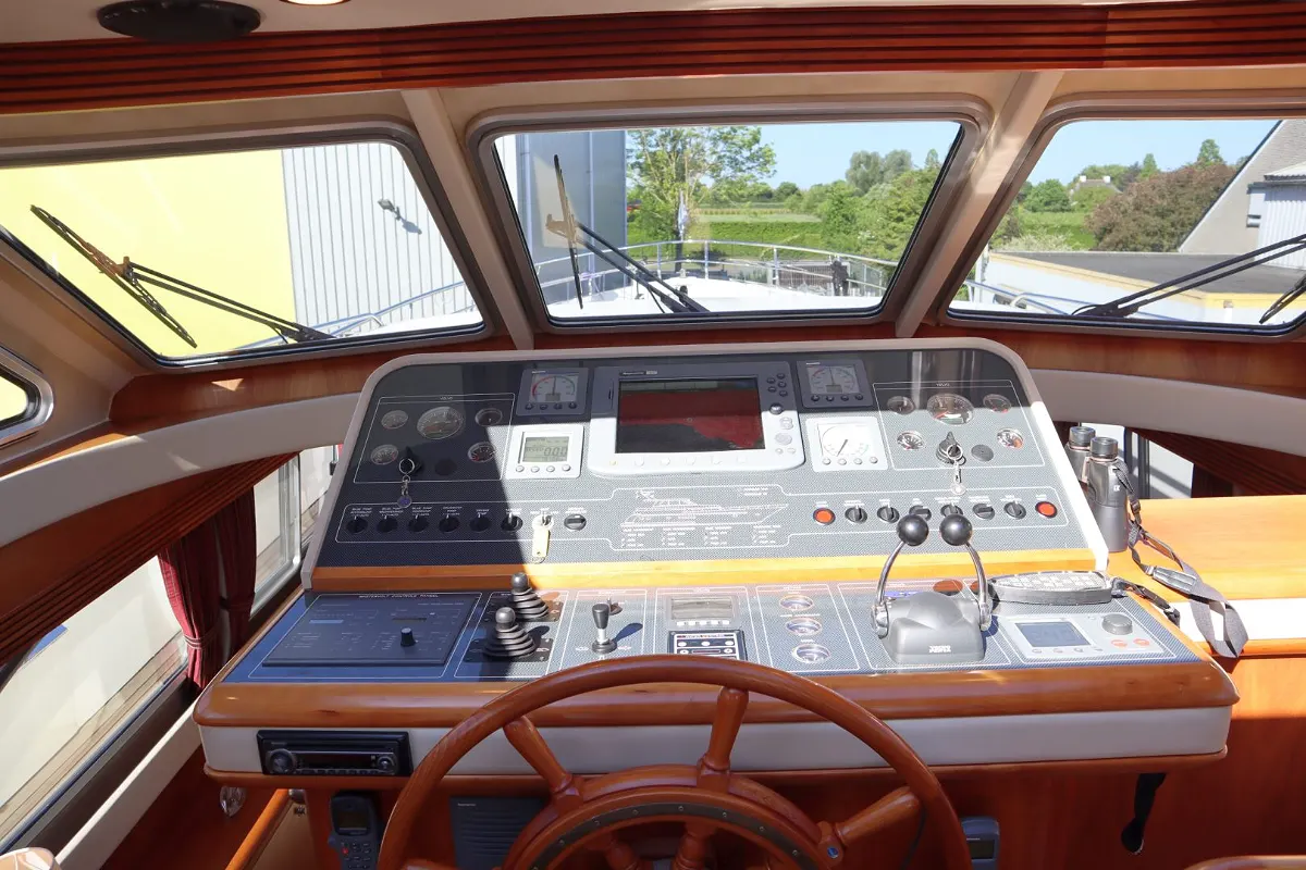 Van der Valk Continental 15.50 48