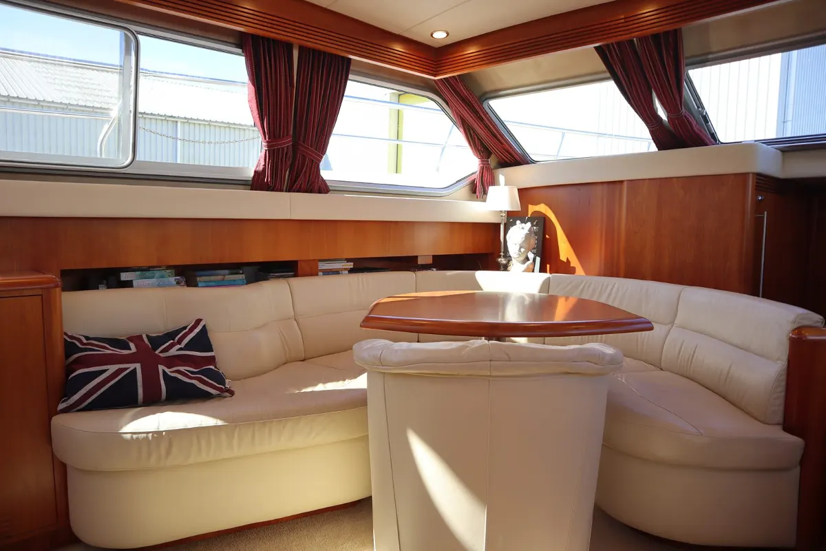 Van der Valk Continental 15.50 52